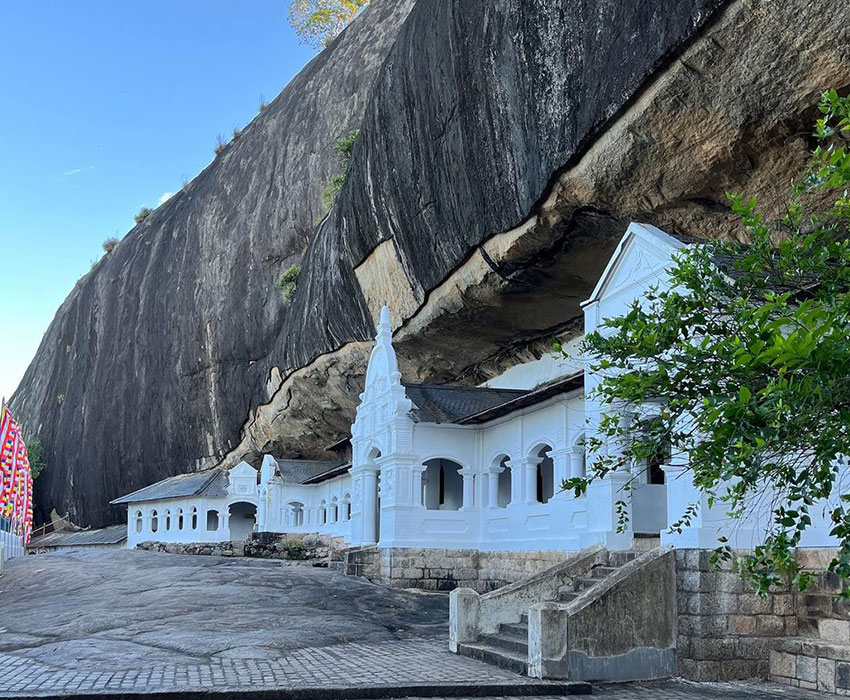 Dambulla Cave Tours
