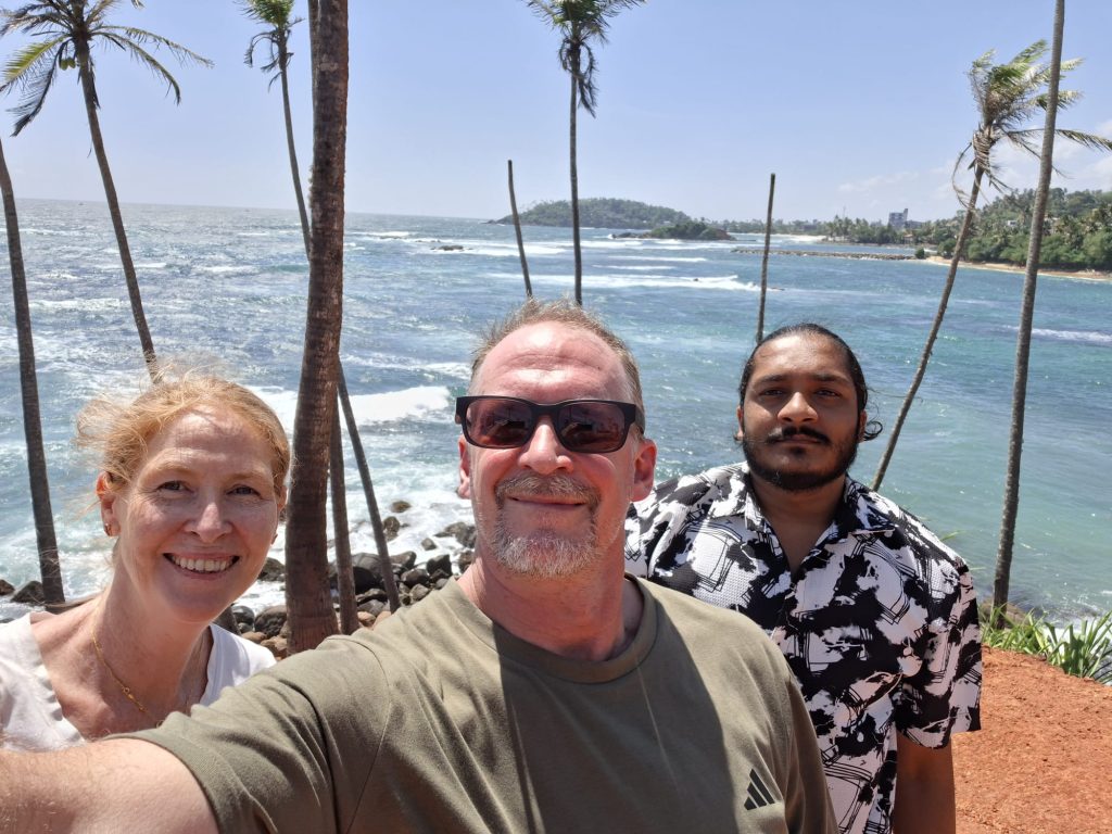 Travellers enjoying a scenic stop during a private Sri Lanka tour with Olanka Tours