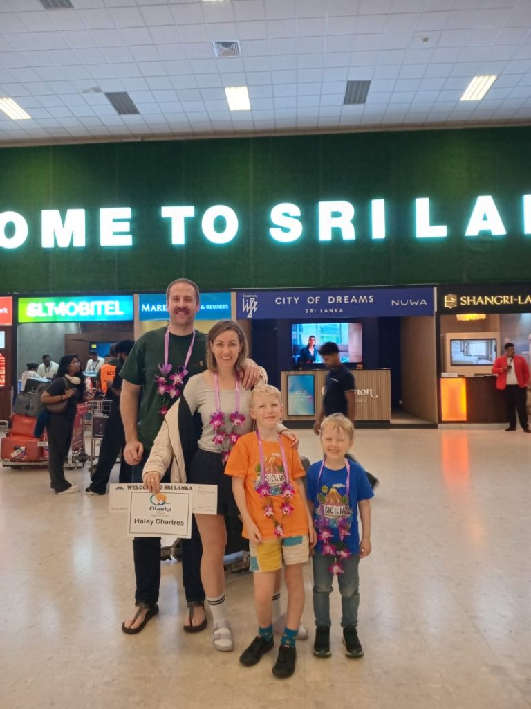 Island travel moments and sightseeing with Olanka Tours Sri Lanka