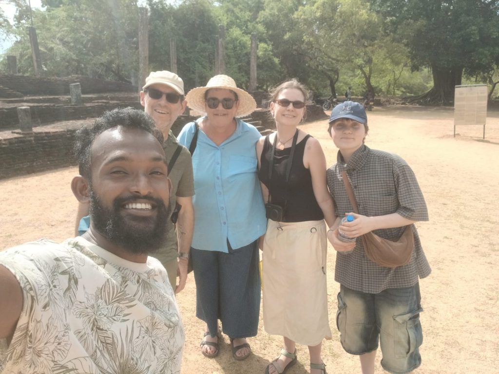 Sightseeing and private tour adventure in Sri Lanka - Olanka Tours