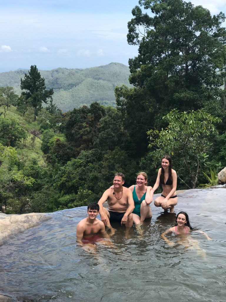 Island travel moments and sightseeing with Olanka Tours Sri Lanka