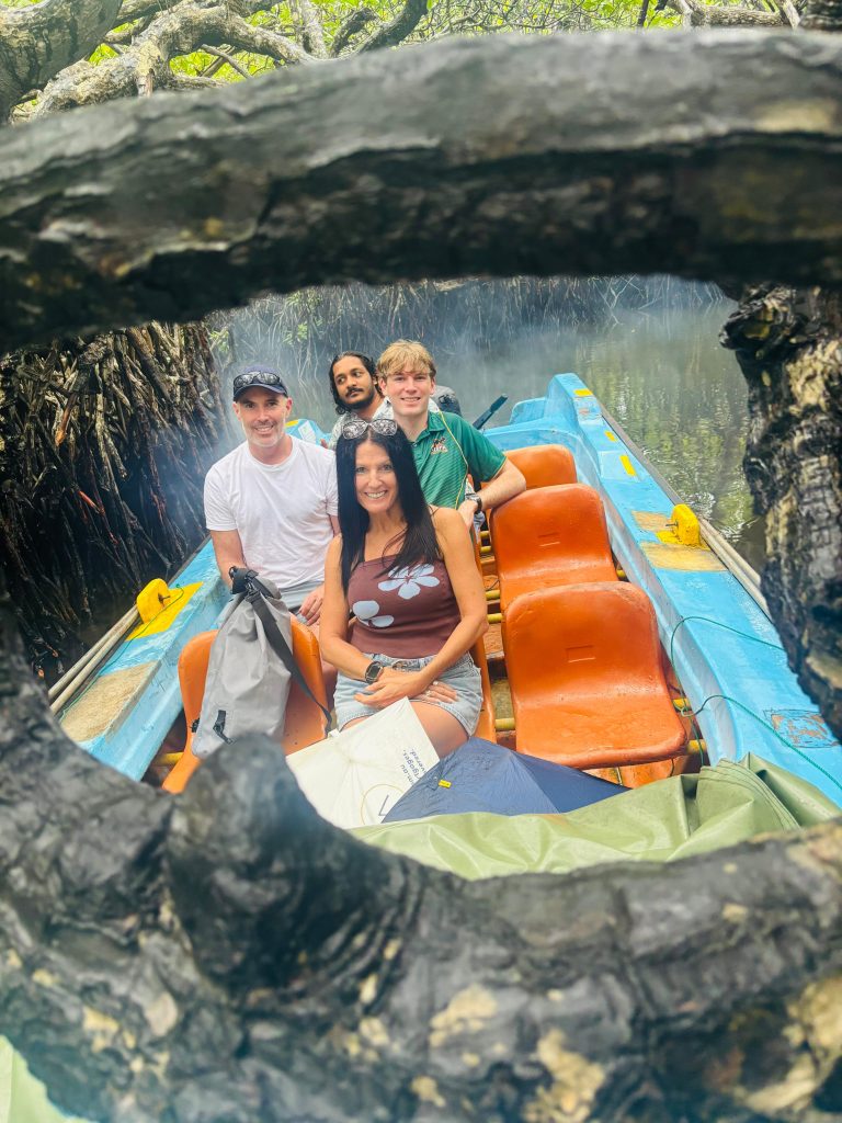 Sightseeing and private tour adventure in Sri Lanka - Olanka Tours