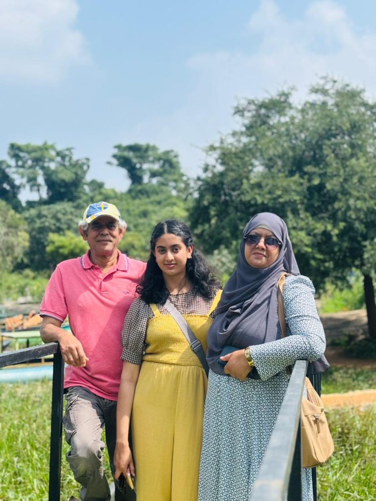 Island travel moments and sightseeing with Olanka Tours Sri Lanka