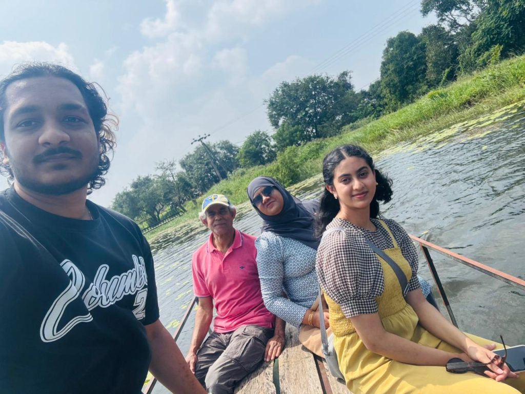 Guests exploring the natural beauty of Sri Lanka with Olanka Tours