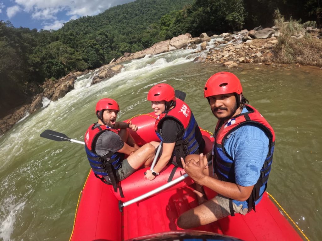 Scenic travel and cultural discovery with Olanka Tours in Sri Lanka