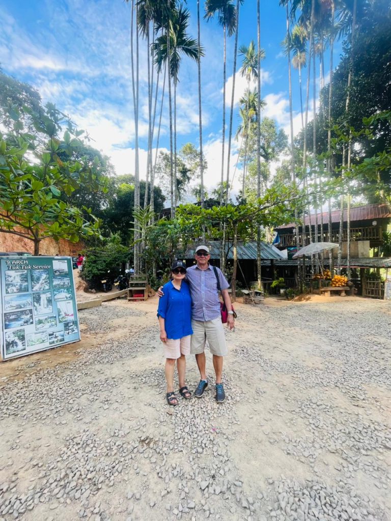 Island travel moments and sightseeing with Olanka Tours Sri Lanka